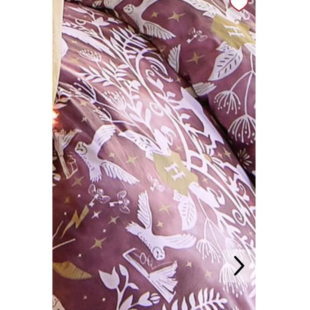 Pottery Barn Teen Harry Potter Magical Twin Duvet Cover & Twin xl sheet set Red